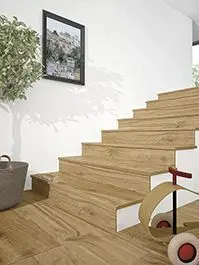 Ambiente escalera Olivo miel